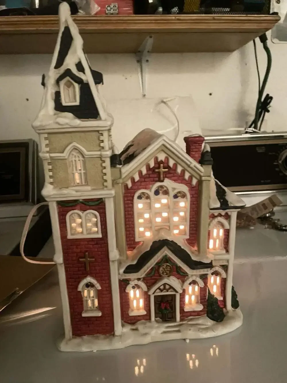 Village Square 1998 Christmas Lighted Church Decor